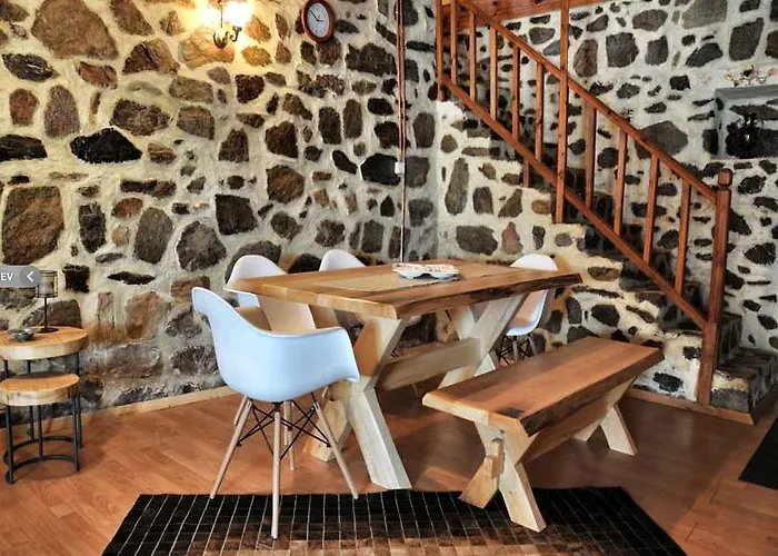 Villa De Luna Sidhirokhórion